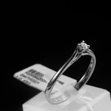 μονοπετρο δαχτυλιδι με μπριγιαν