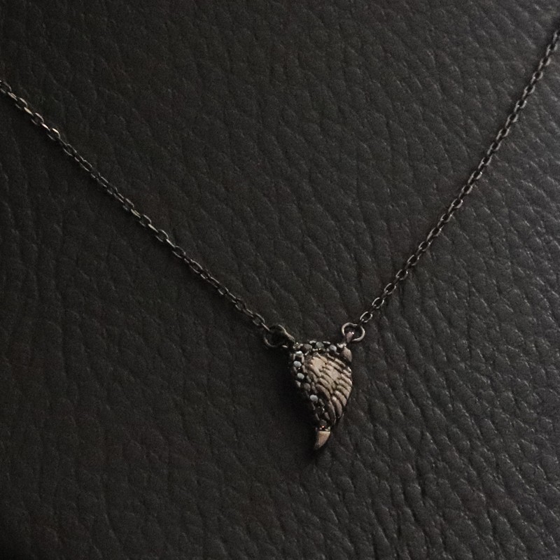 κολιε κρεμαστο με μαυρα ζιργκον