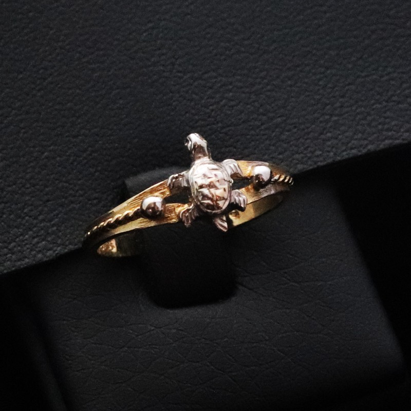 gold lucky turtle ring