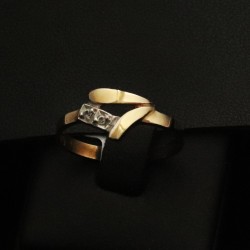 δαχτυλιδι χρυσο με πετρες ζιργκον