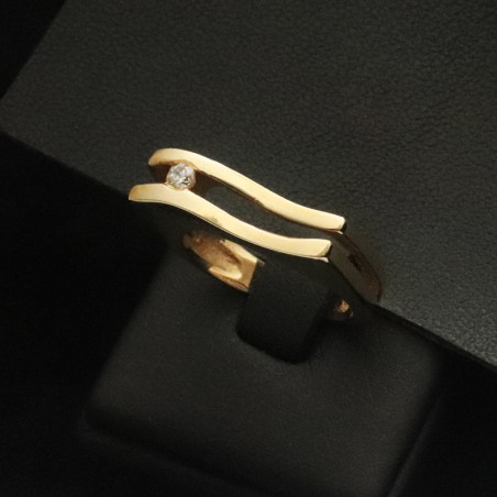 double gold ring with cubic zirconia stone