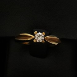 single stone gold ring with cubic zirconia stone