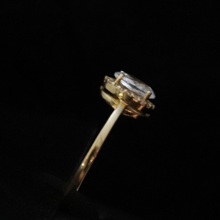 single stone gold ring with cubic zirconia stone