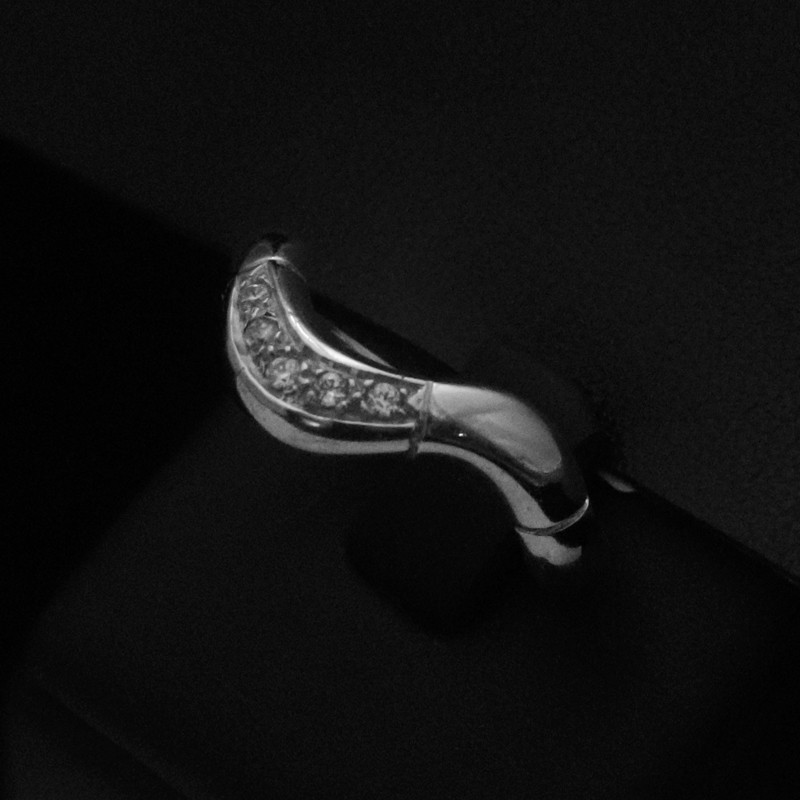 white gold ring with cubic zirconia stones