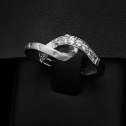 white gold ring with cubic zirconis stones
