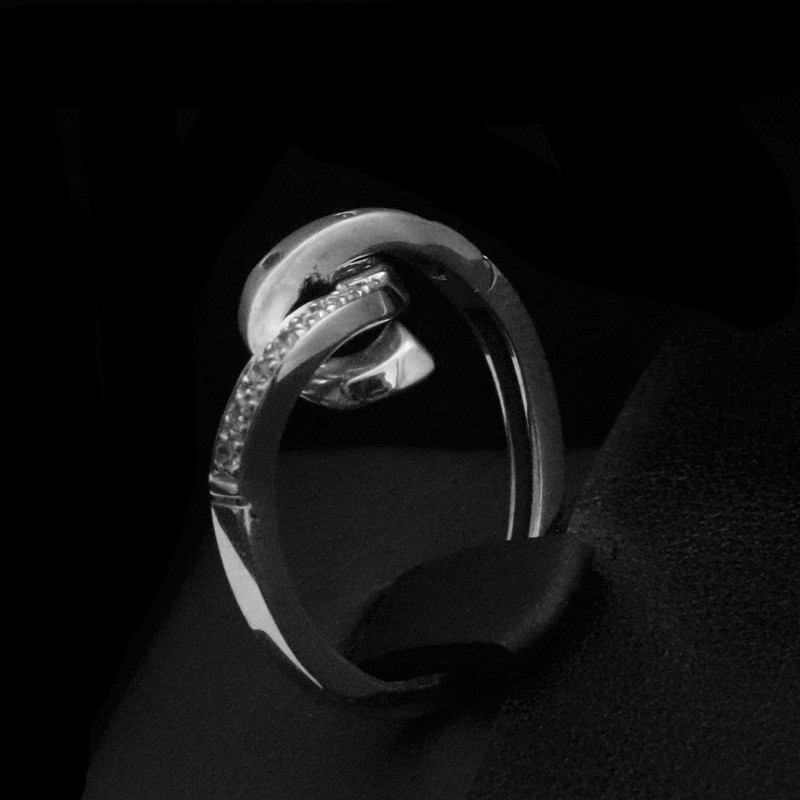 white gold ring with cubic zirconis stones