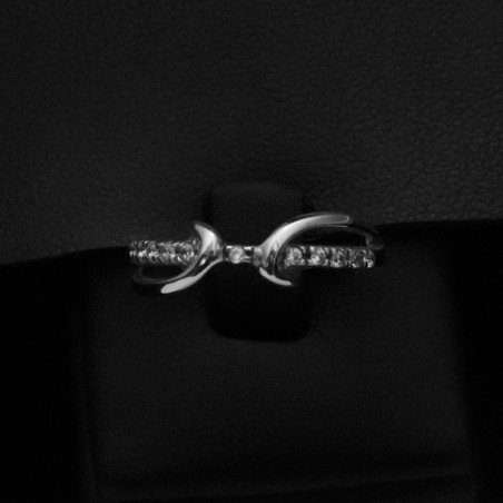 white gold ring with cubic zirconia stones