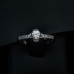 white gold ring with cubic zirconia stones 2