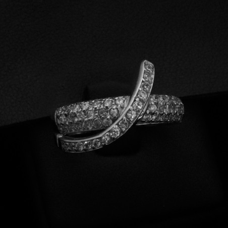 White gold ring with cubic zirconia stone