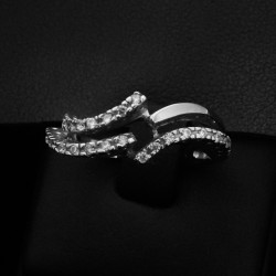 White gold ring with cubic zirconia stone