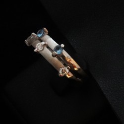 white gold ring with aquamarine stone 2