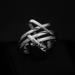 White gold ring with patterns