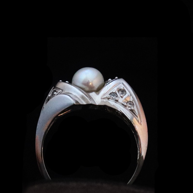 white gold ring with cubic zirconia stone and...