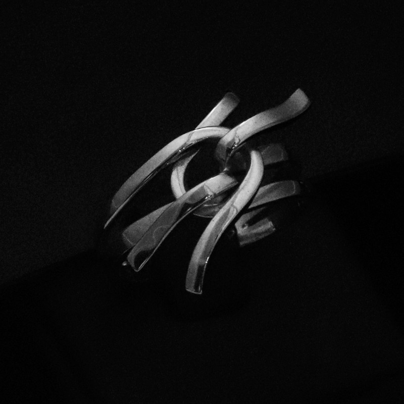 white gold ring with patterns