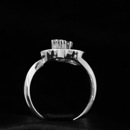 white gold heart ring with cubic zirconia stones