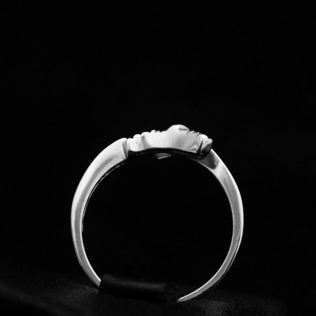 white gold ring with cubic zirconia stones