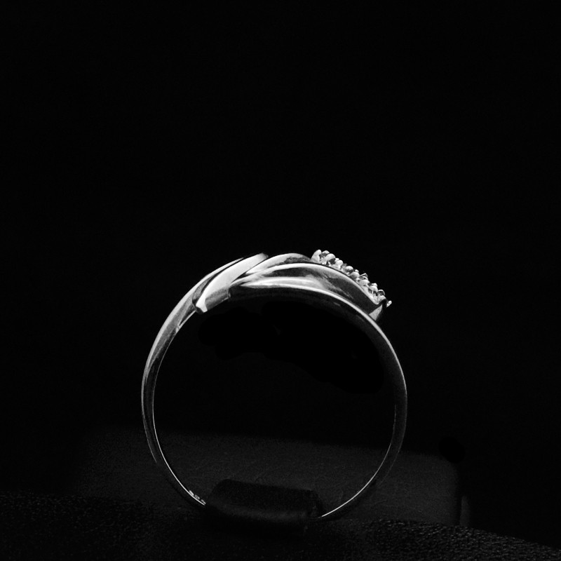 white gold ring with cubic zirconia stones