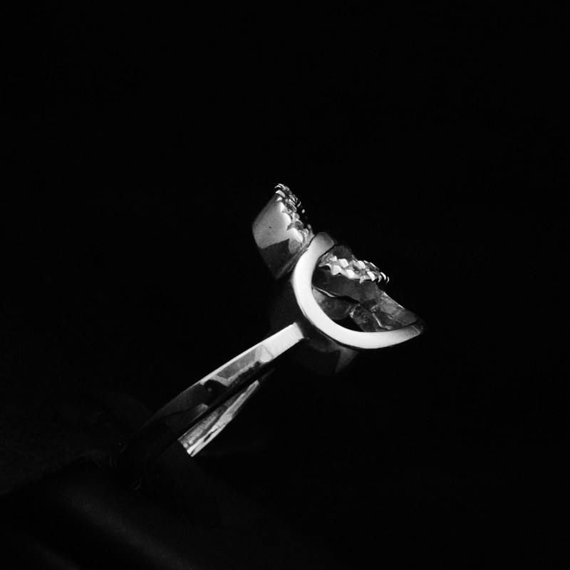 white gold ring with cubic zirconia stones