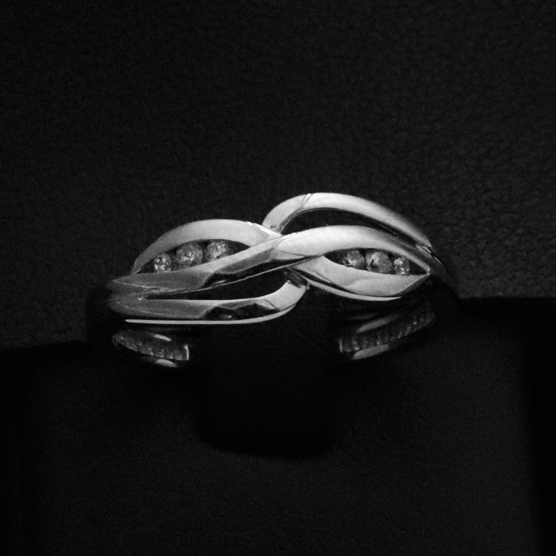 white gold ring with cubic zirconia stones