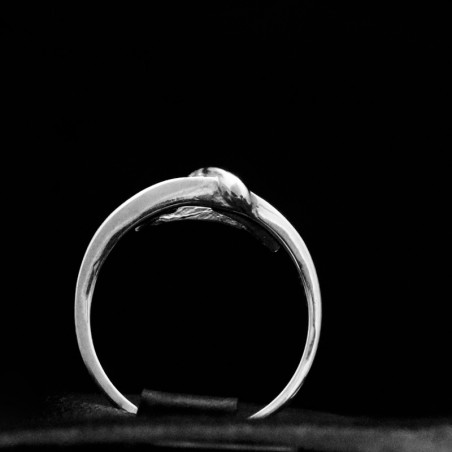 white gold ring with cubic zirconia stones