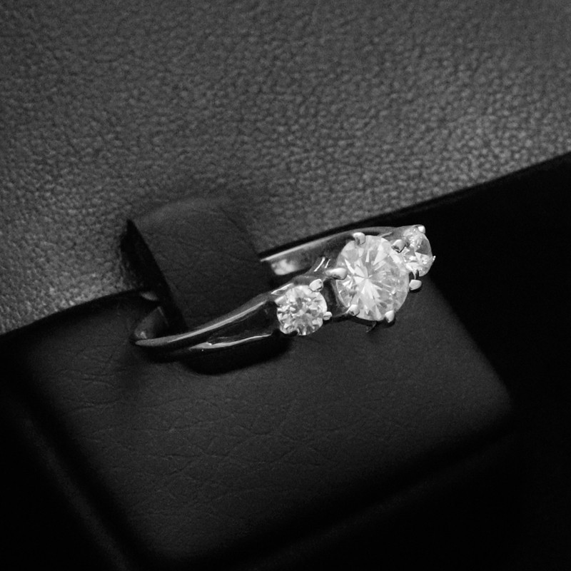 white gold ring with cubic zirconia stones