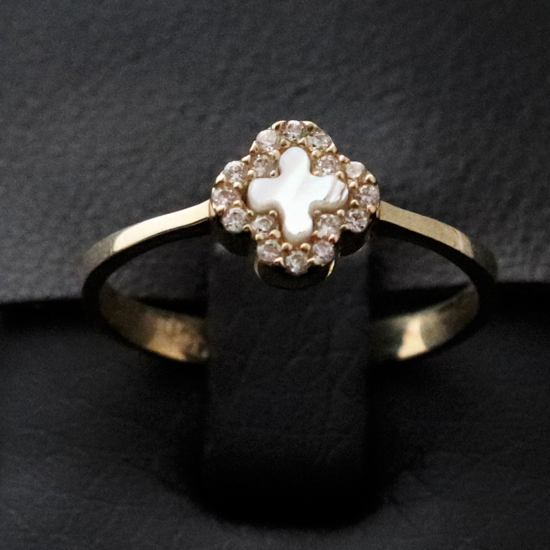 golden ring cross shape