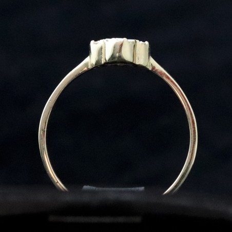 golden ring cross shape