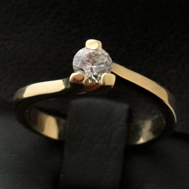 γυναικείο χρυσό δαχτυλίδι μονοπετρο με ζιργκον