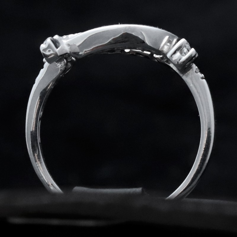 white gold ring with cubic zirconia stones
