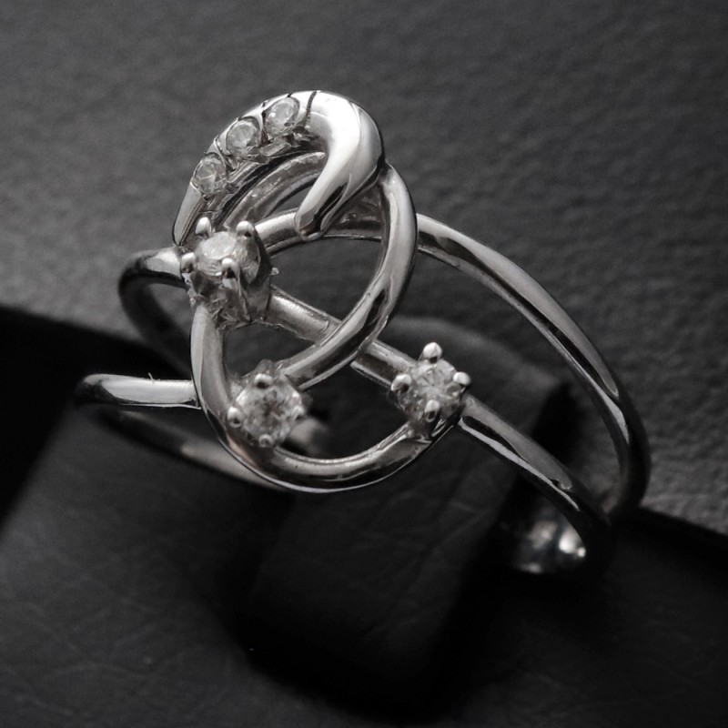 womens white gold ring with cubic zirconia