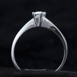 engagement ring white gold with cubic zirconia 2