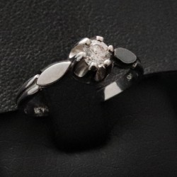 white gold ring with cubic zirconia classic binding 2