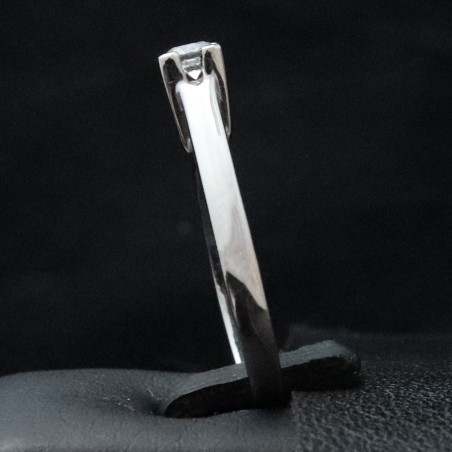 white gold ring with cubic zirconia stone