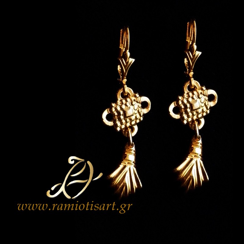 cretan earrings small design from the Cretan "giordani" Color Yellow Gold MATERIAL SILVER YOUR BUDJET UP TO 50 EURO