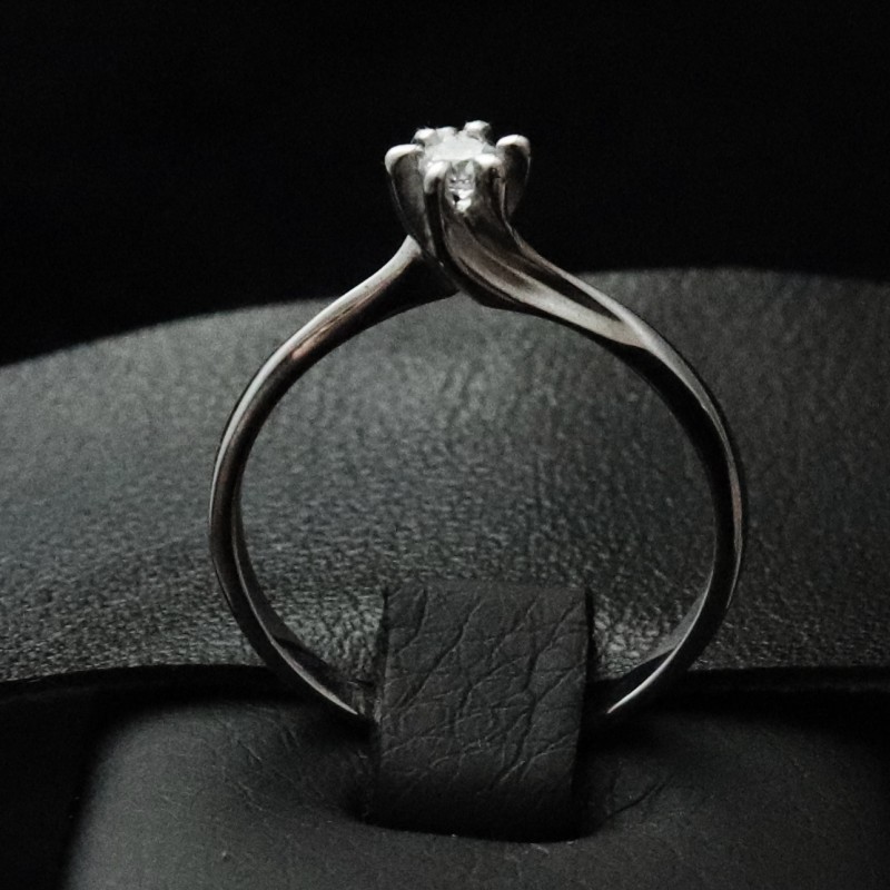 white gold womens ring with cubic zirconia