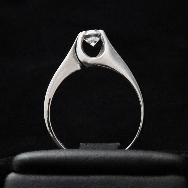 white gold ring with cubic zirconia