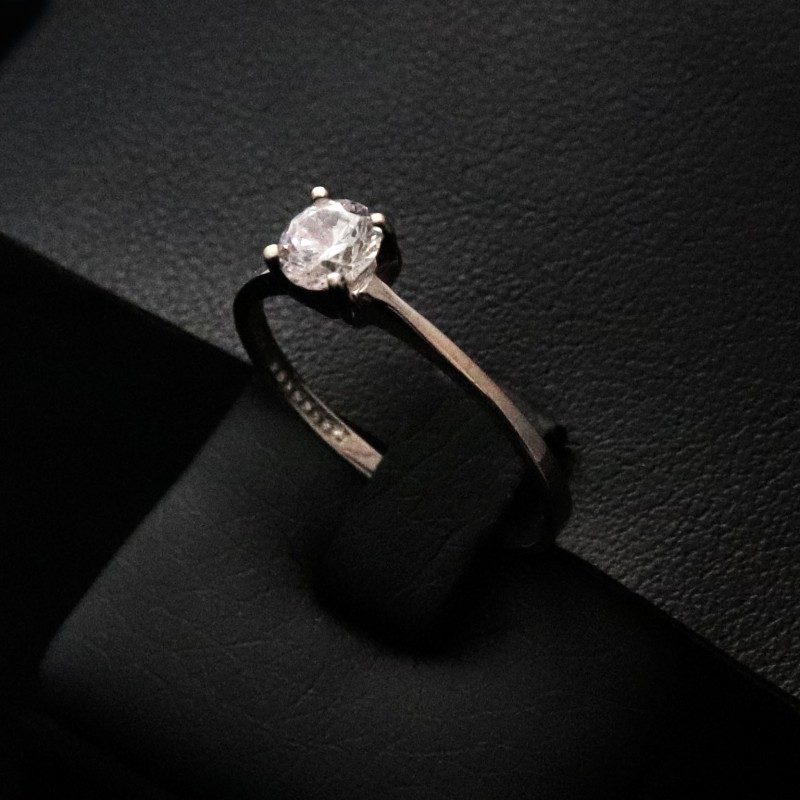 single stone ring with cubic zirconia stone
