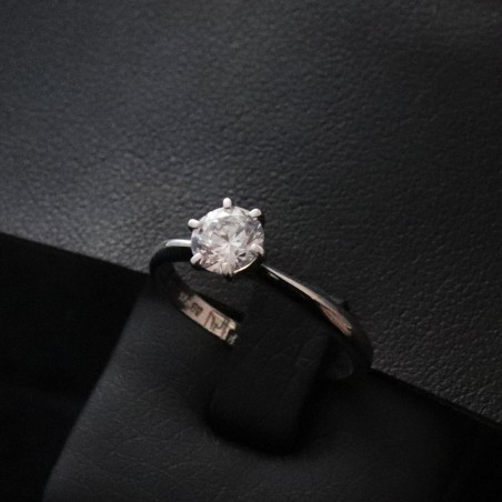 single stone ring with cubic zirconia stone