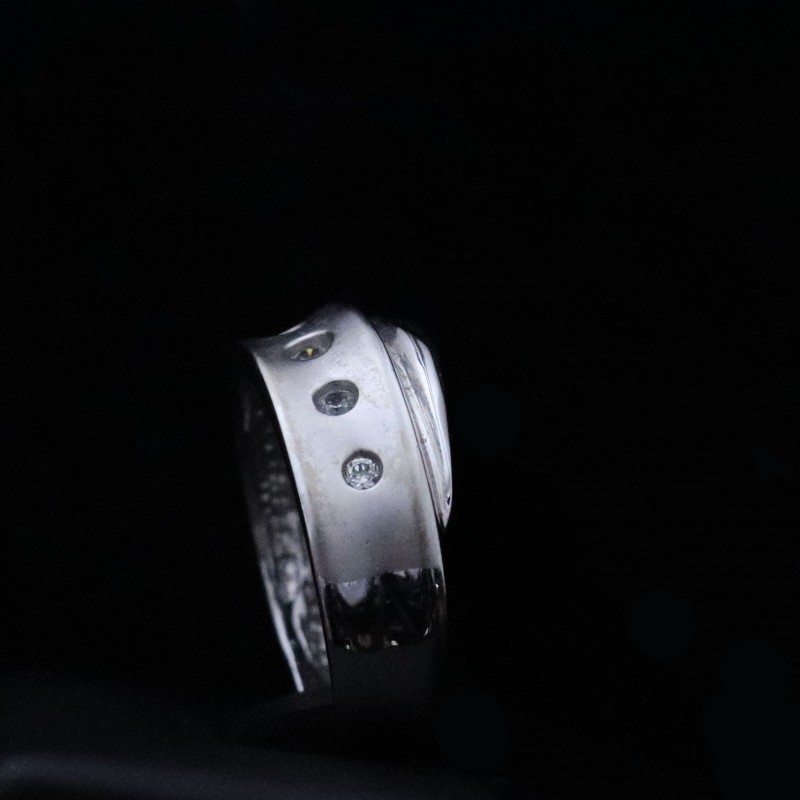 δαχτυλιδι λευκοχρυσο με πετρες ζιργκον