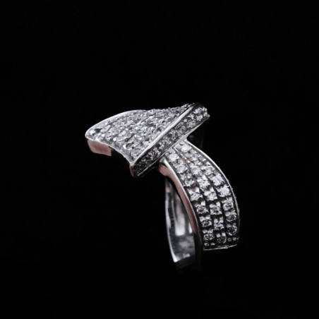 λευκοχρυσο δαχτυλιδι με πετρες ζιργκον