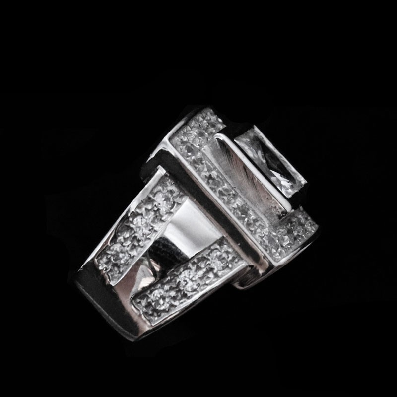 δαχτυλιδι λευκοχρυσο με πετρες ζιργκον