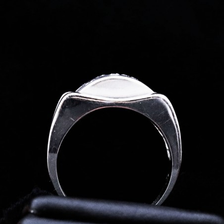 white gold ring with cubic zirconia stones