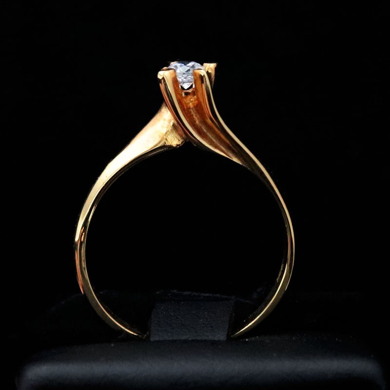 χρυσο μονοπετρο με πετρα ζιργκον