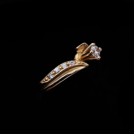 gold ring with cubic zirconia stones