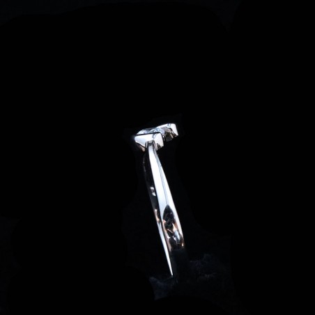 white gold ring with cubic zirconia stone