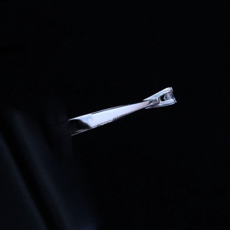 λευκοχρυσο μονοπετρο με ζιργκον