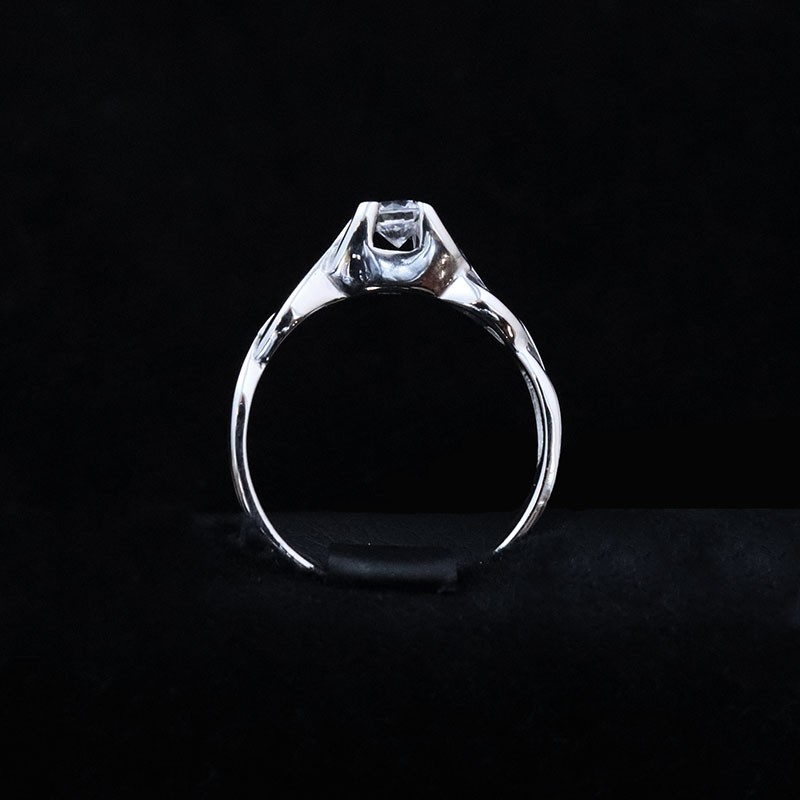 δαχτυλιδι μονοπετρο με ζιργκον