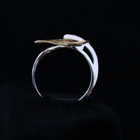 gold ring with heart design
