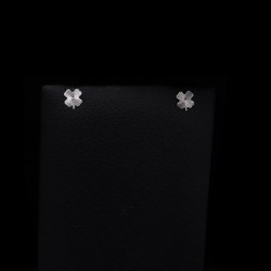 λευκοχρυσα σκουλαρικια