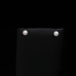 white gold earrings with pearl